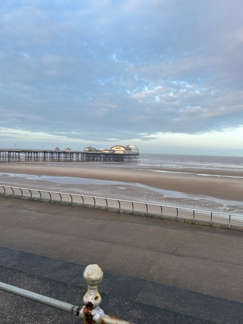 walking near me in Harrowside Solarium Park in winter