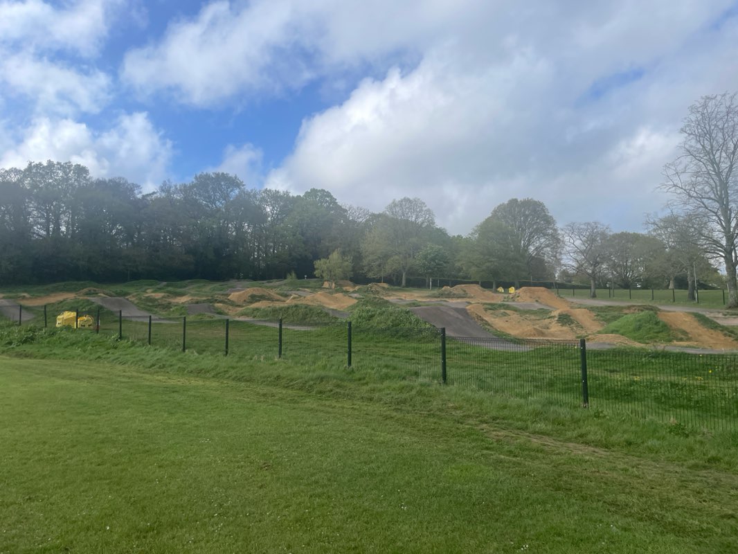 walking near me in Southampton Bike Park in spring