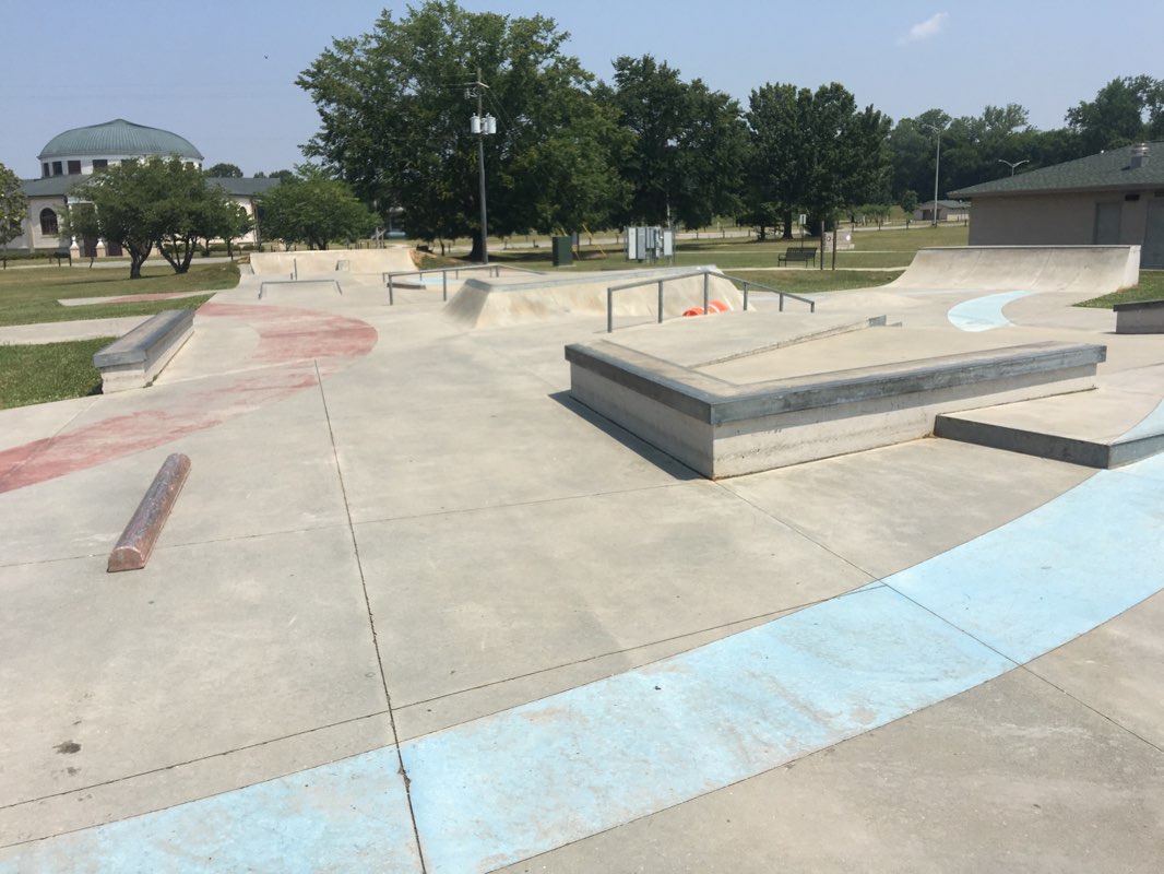 walking near me in Ocmulgee Riverwalk in winter