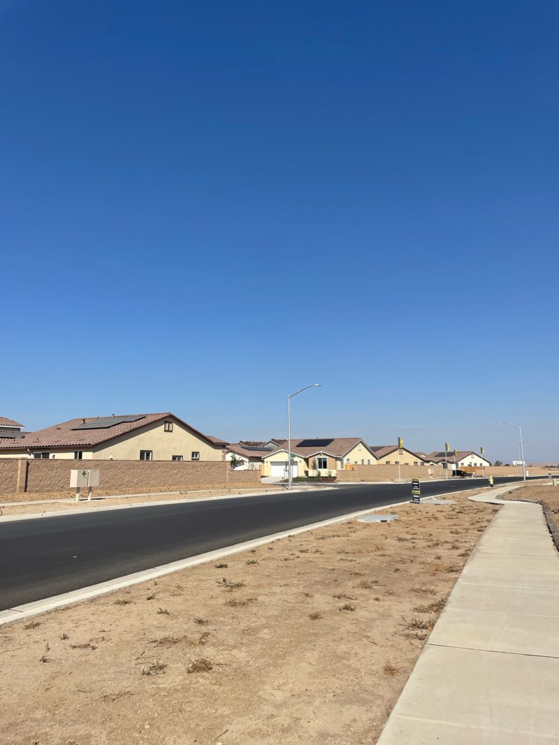 walking near me in Elmer Murchie Park in winter