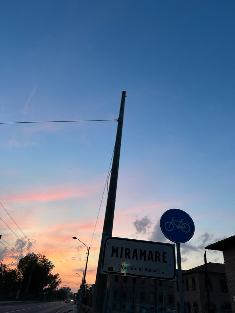 walking near me in Parco Spina verde in winter