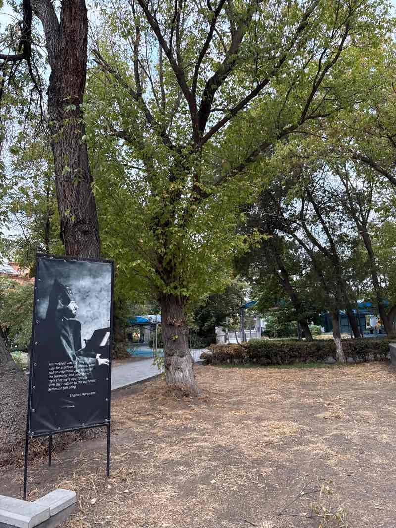 walking near me in Circular Park in autumn