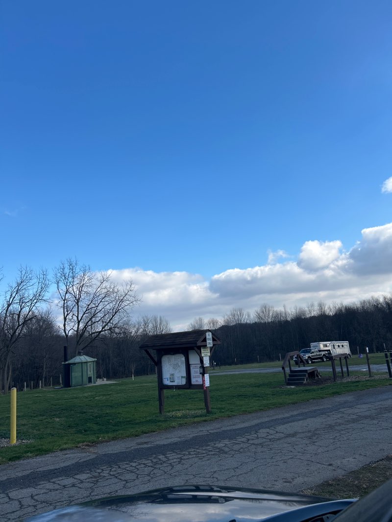 walking near me in Beaver Creek State Park in autumn