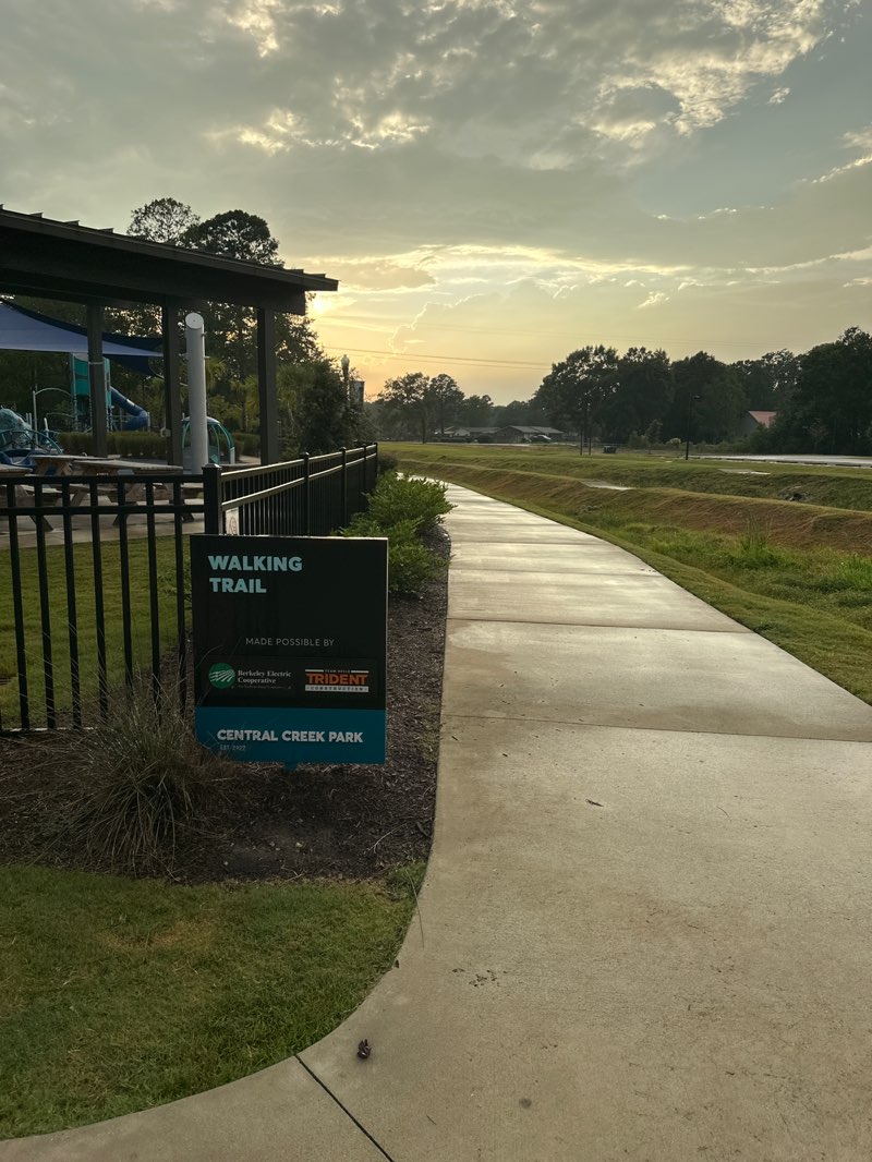 walking near me in Eubanks Park in autumn