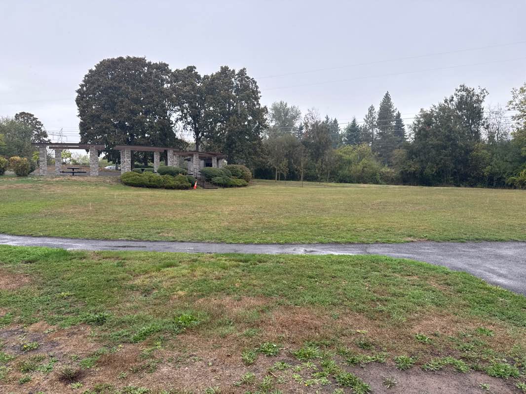 walking near me in Canyon Creek Park in autumn