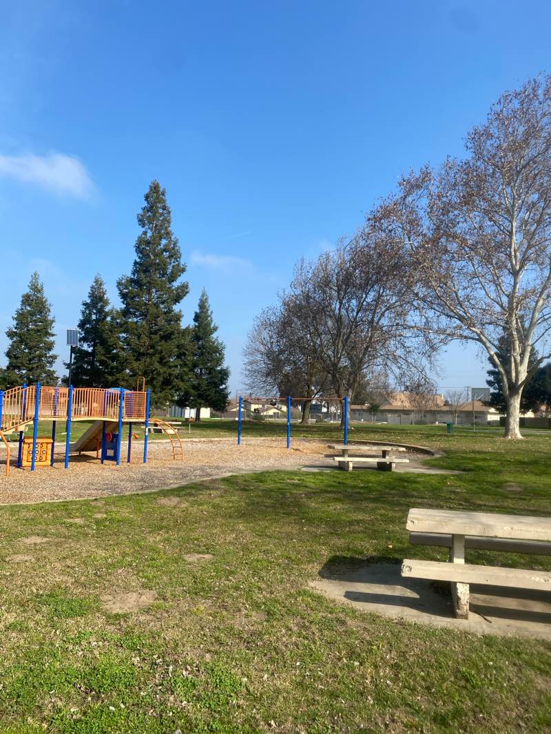 walking near me in Union West Park in winter