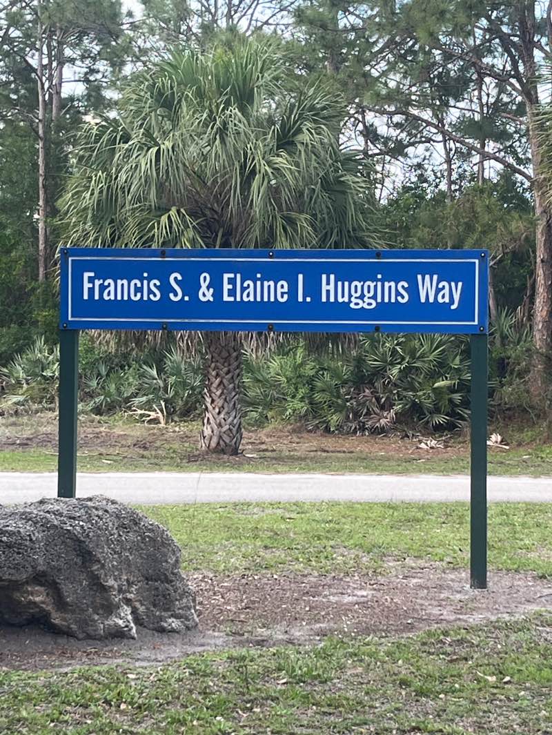 walking near me in Lynne Manion Nungesser Park in spring