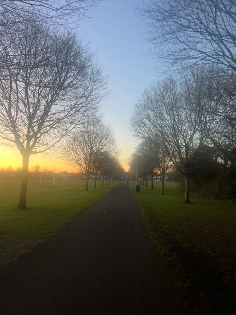 walking near me in Monread District Park in spring