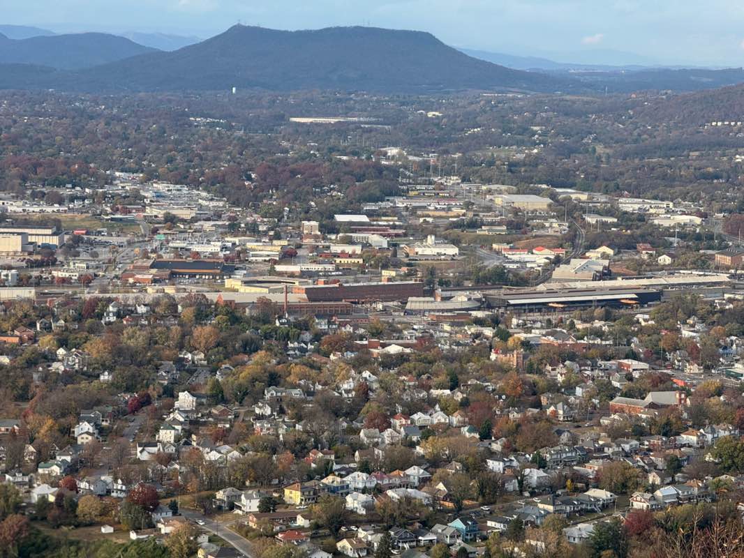 walking near me in Mill Mountain Park in autumn