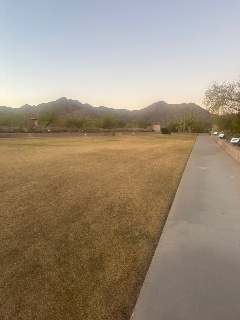 walking near me in Rio Montana Park in spring