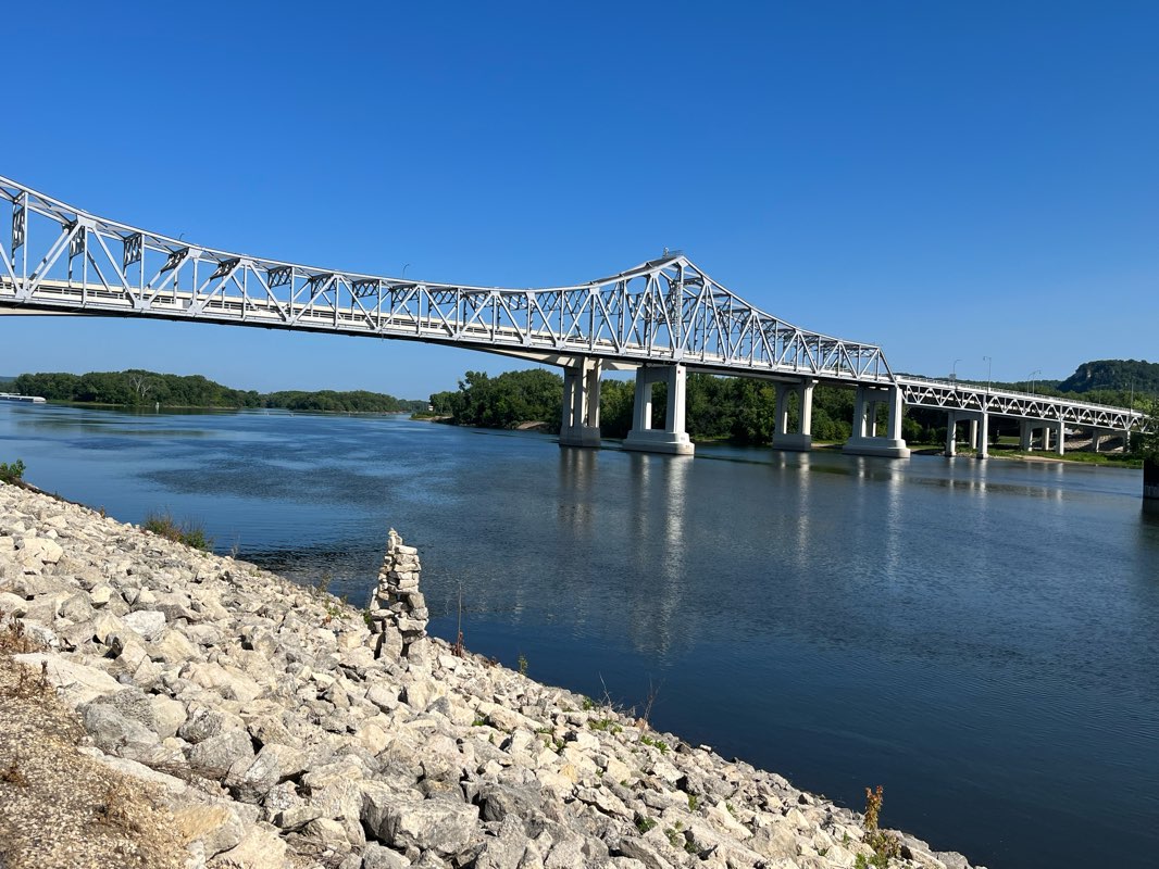 walking near me in Levee Park in winter