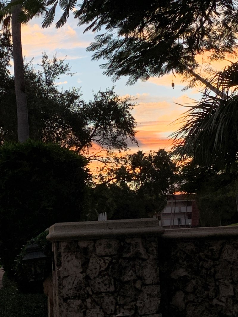 walking near me in Ingraham Terrace in winter