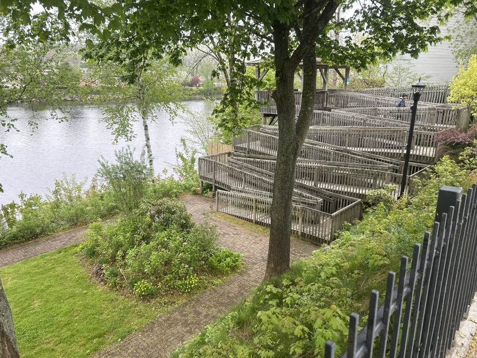 walking near me in King's Court in spring