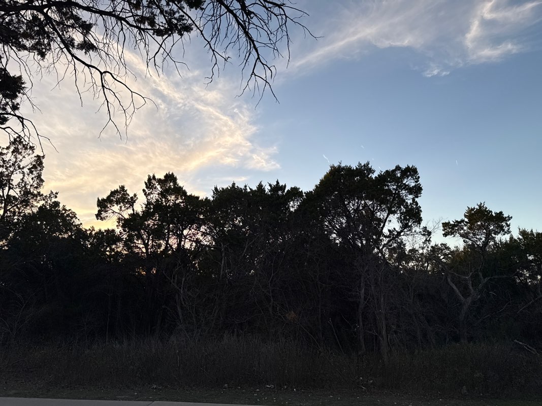 walking near me in Walnut Creek Metropolitan Park in winter