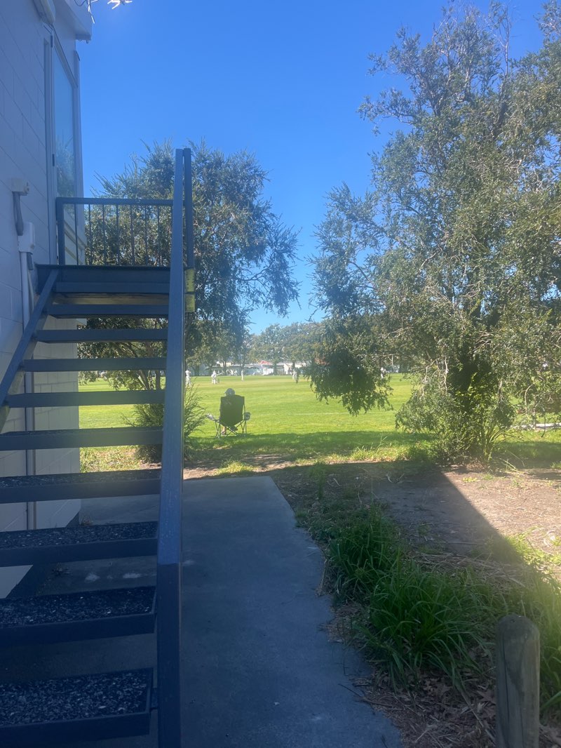 walking near me in Sydenham Park in autumn