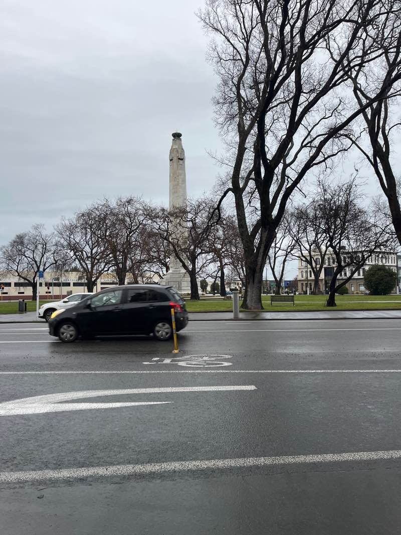 walking near me in Queens Gardens in winter