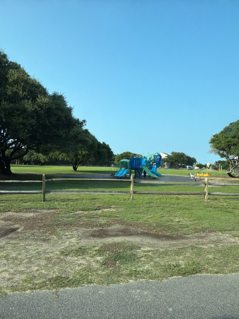 walking near me in Hayman Park in summer