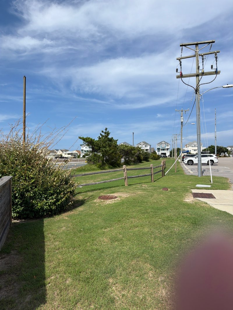 walking near me in Kill Devil Hills Recreation Park in summer