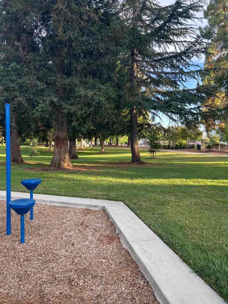 walking near me in Orloff Park in summer