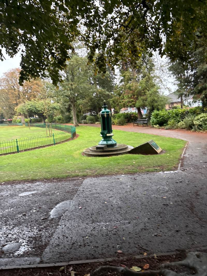 walking near me in Itter Park in autumn