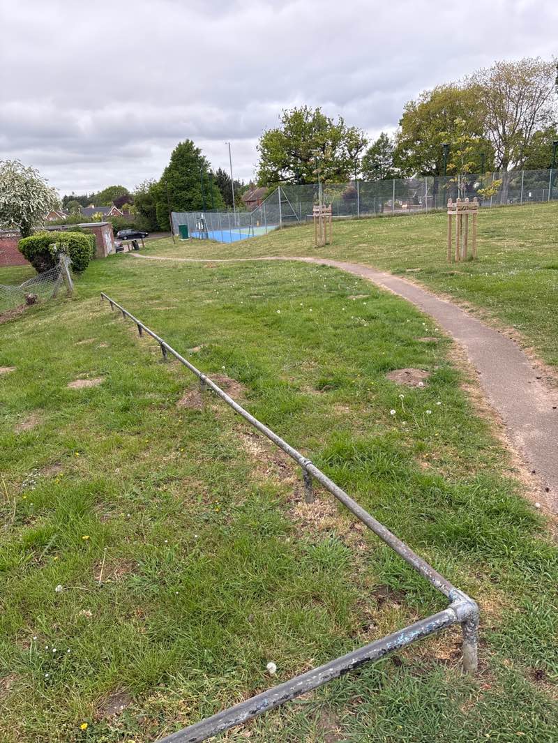 walking near me in Harford Park in spring