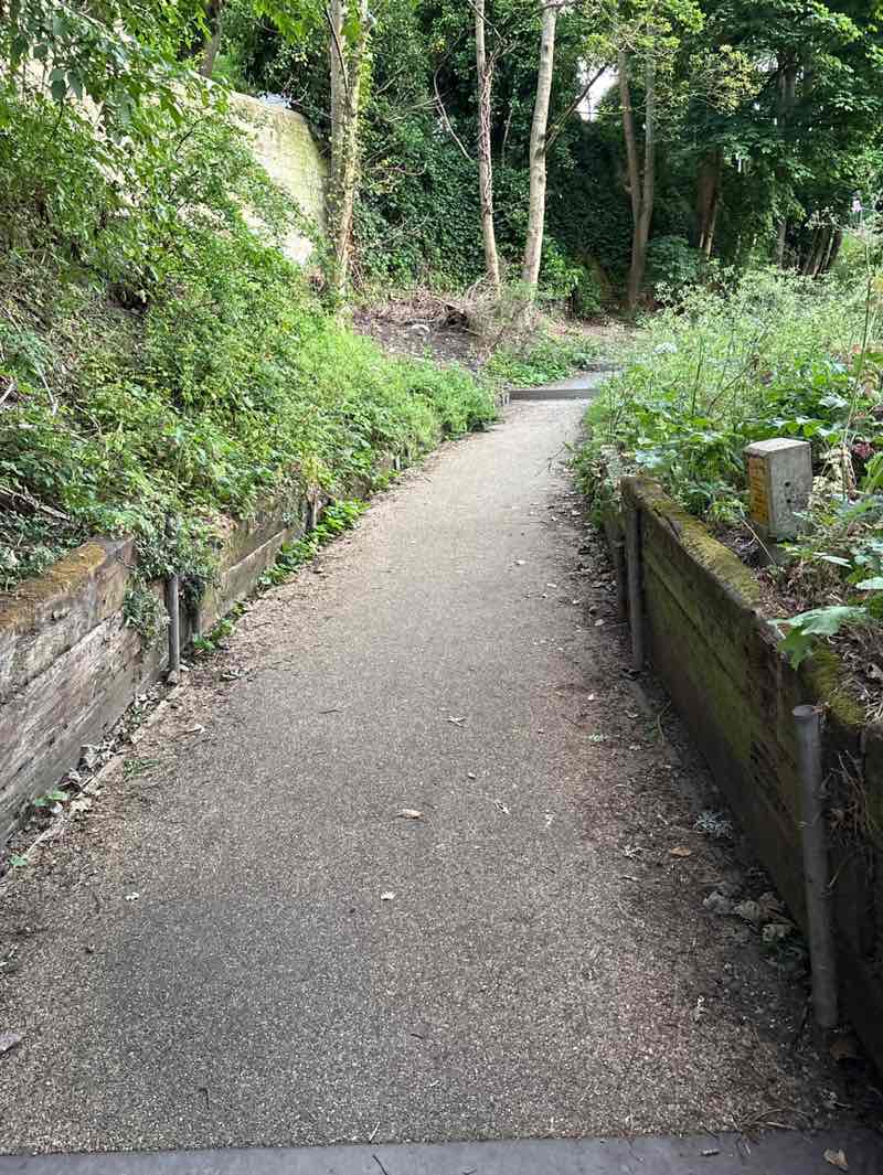 walking near me in Ketts Heights in spring