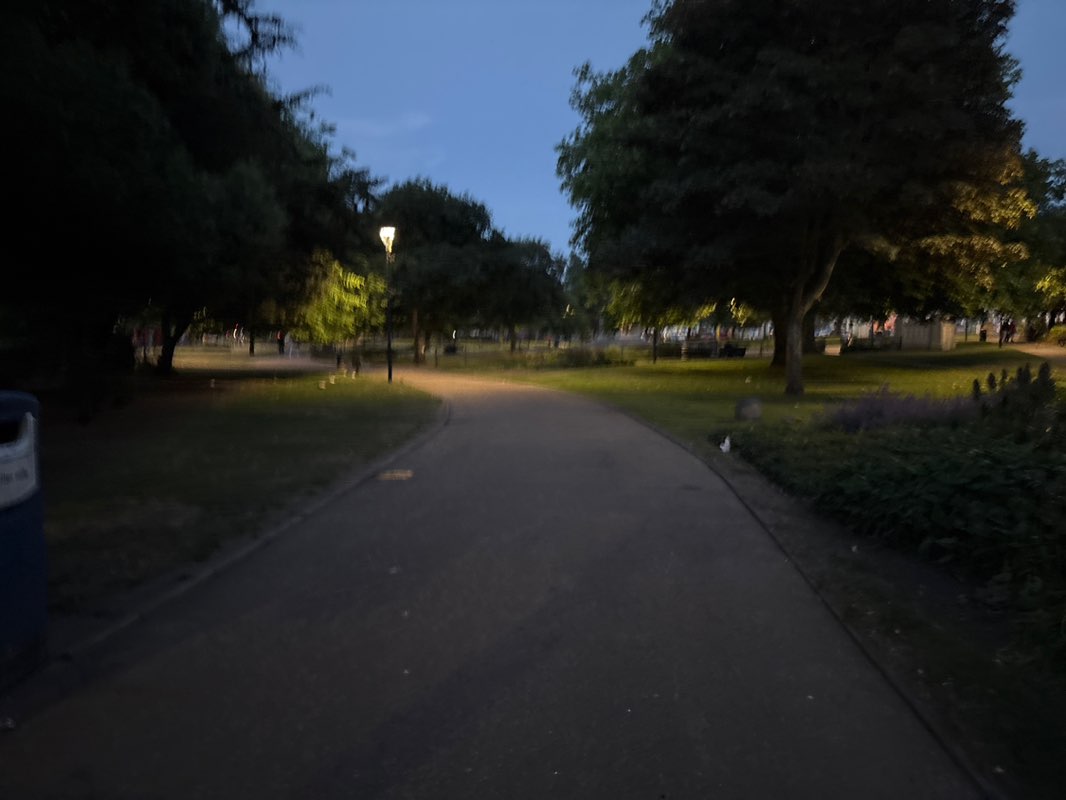 walking near me in Saint George's Park in summer