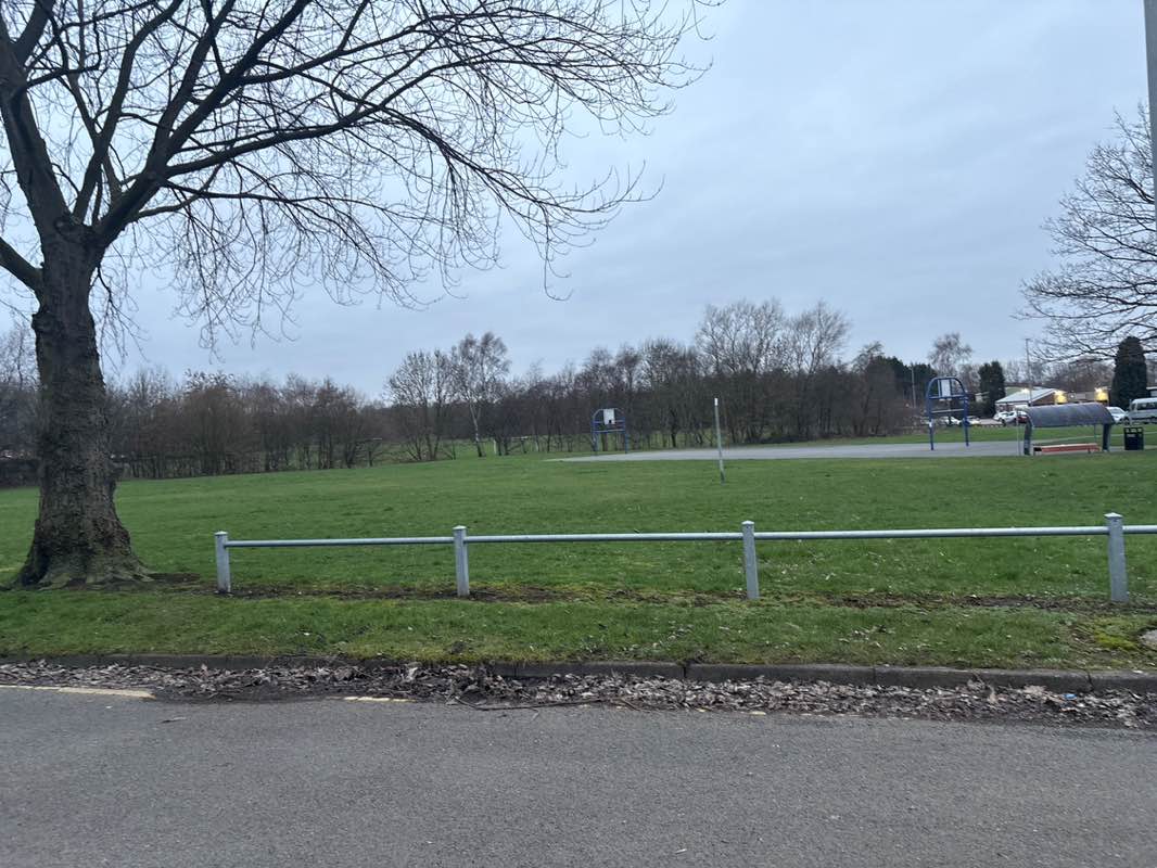 walking near me in Anchor Meadow in winter