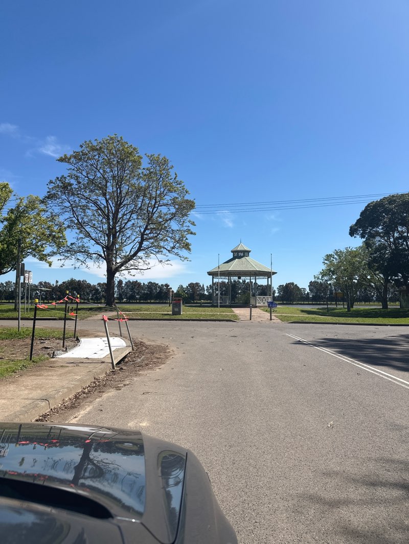 walking near me in Riverside Park in spring