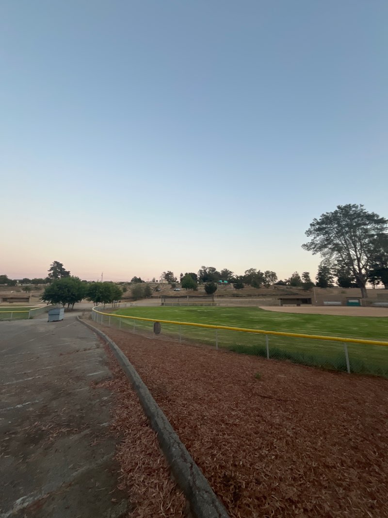 walking near me in Nipomo Regional Park in autumn