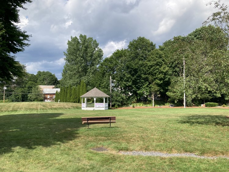walking near me in Memorial Park in summer