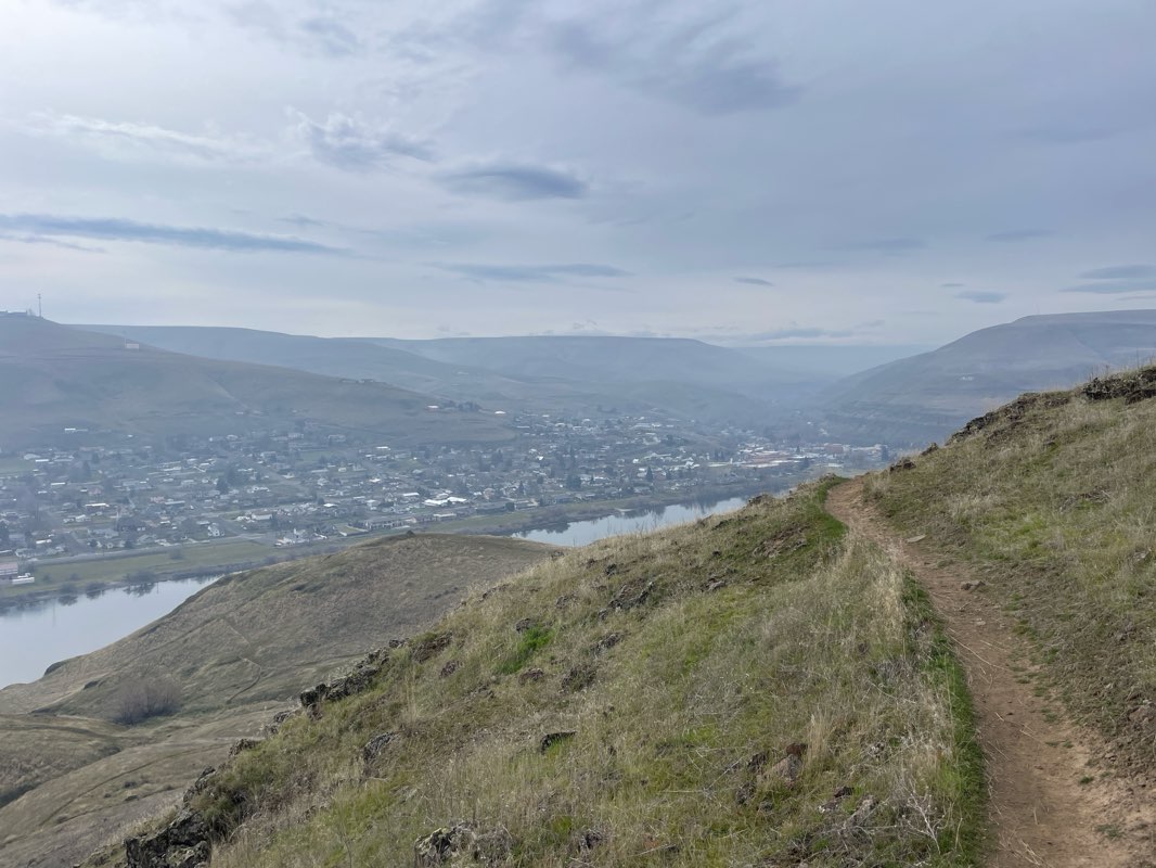 walking near me in Hells Gate Habitat Management Unit in winter