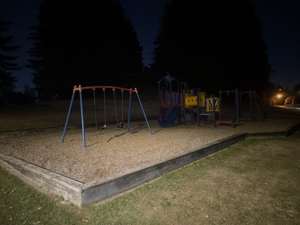 walking near me in Glenkill Park in autumn