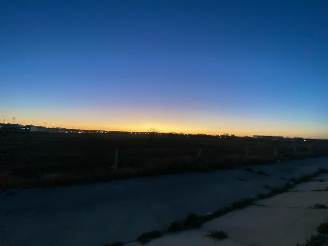 walking near me in Parque Braulio in winter