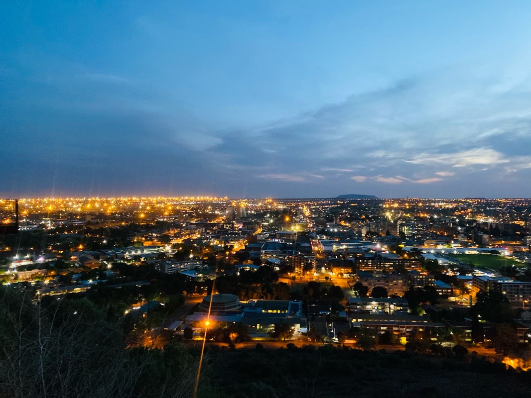 walking near me in Hamilton Park in summer