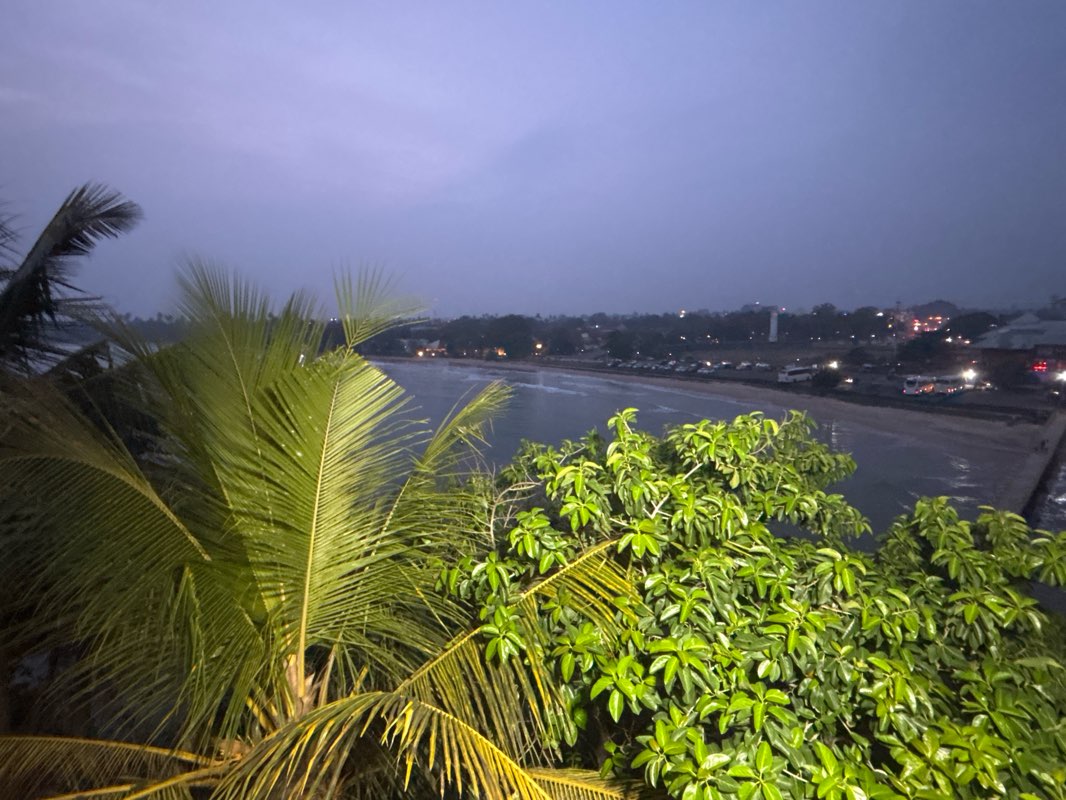 walking near me in Beach Park in winter