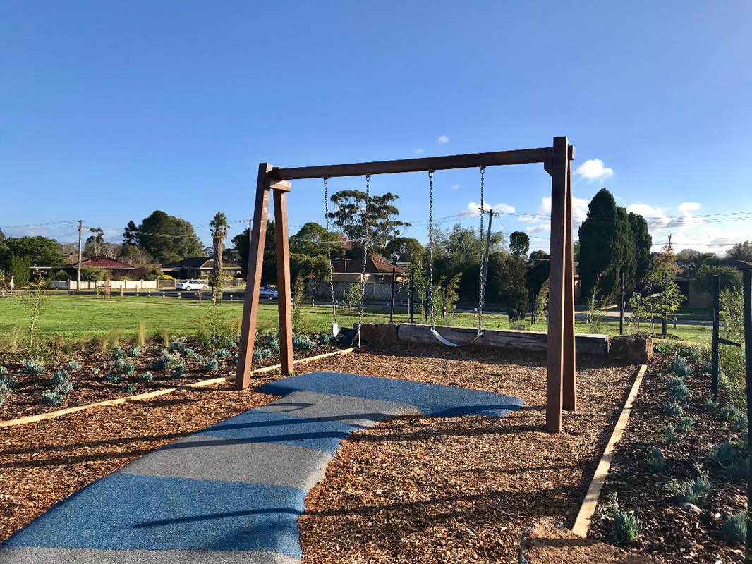 walking near me in Bill Cahill Reserve in summer