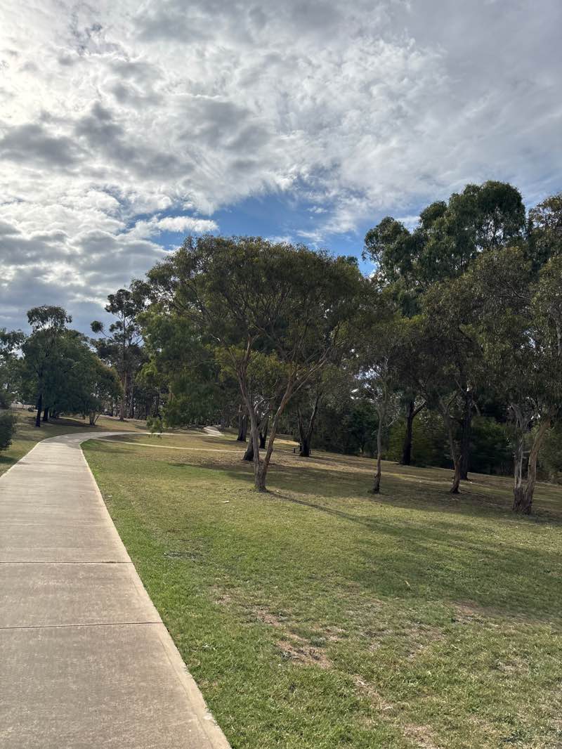 walking near me in Little Blind Creek Reserve in autumn