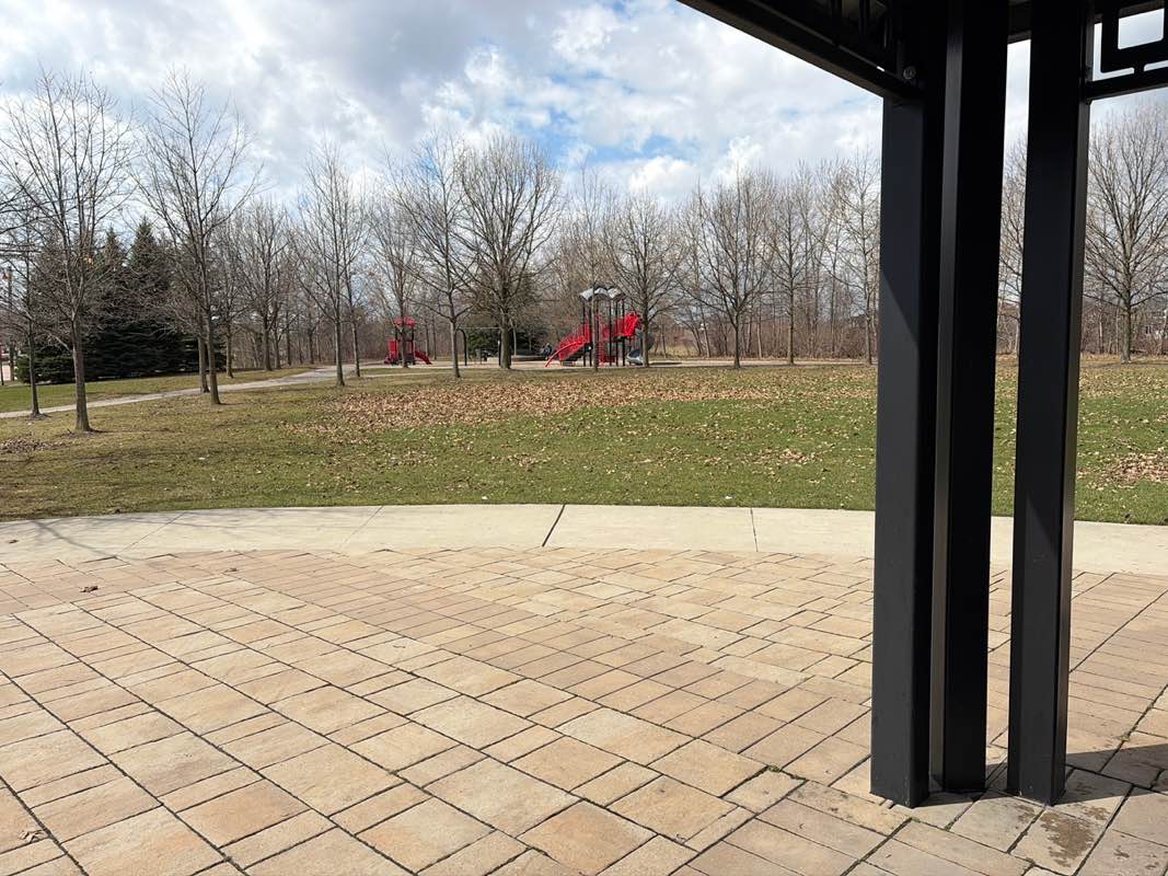 walking near me in John Daniels Park in spring