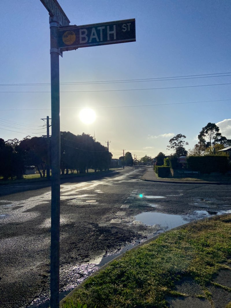 walking near me in Allamble Park in summer
