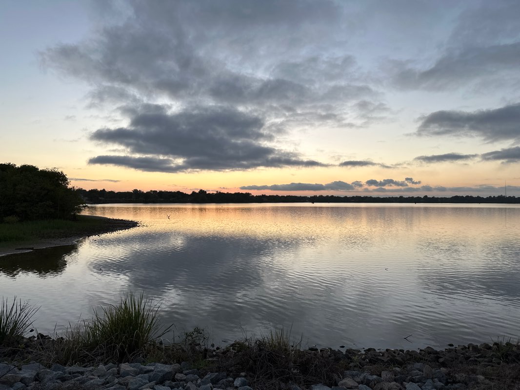walking near me in Lake Pine Bluff Park in winter