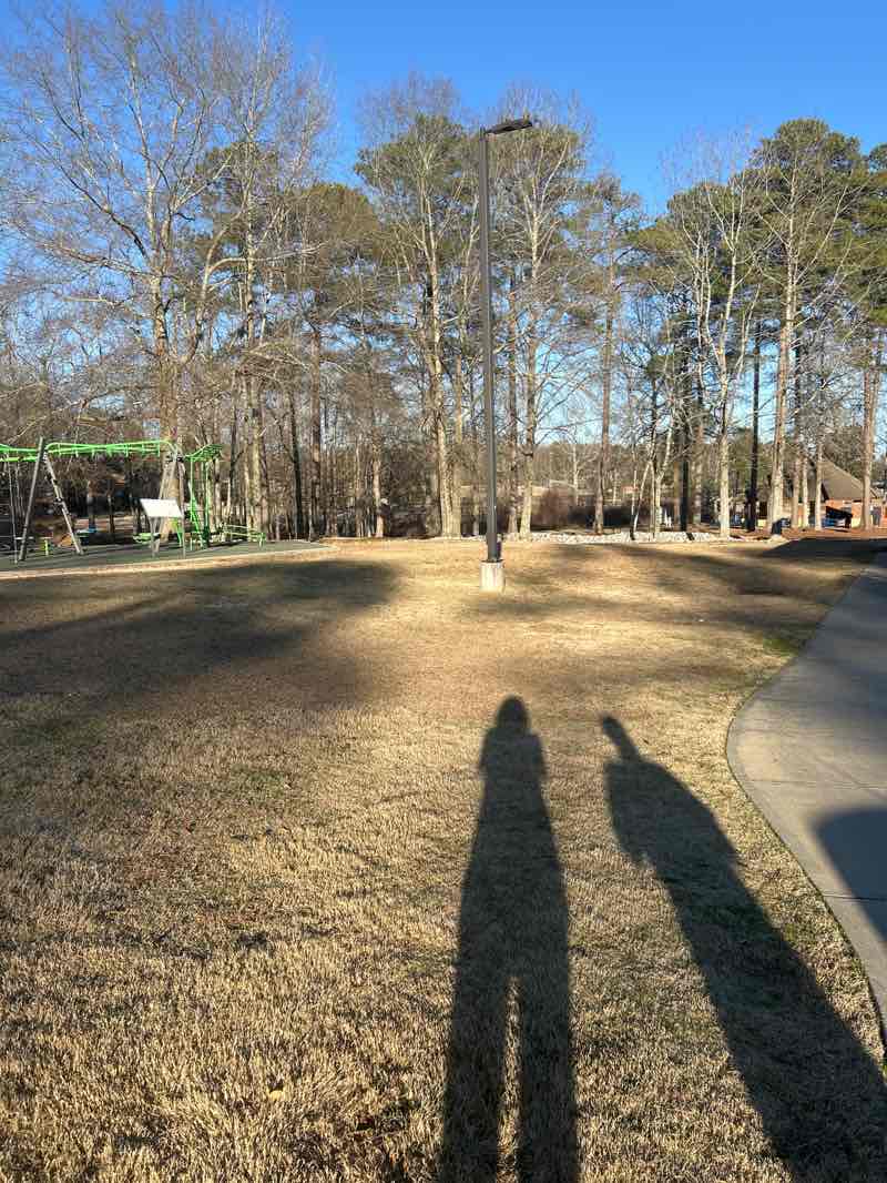 walking near me in Hunter Memorial Park in winter