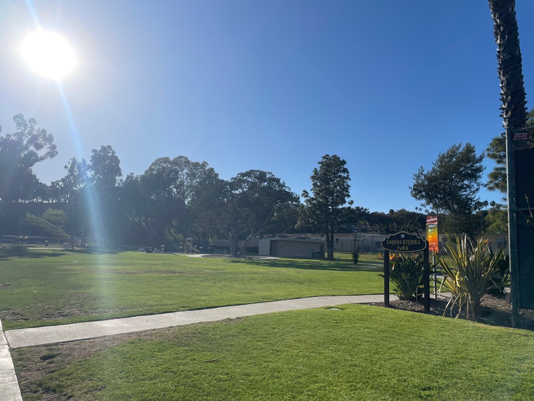 walking near me in Laguna Riviera City Park in spring