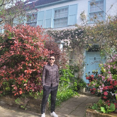 Adrian. 🇷🇴 post 3