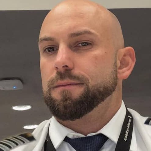 David👨‍✈️✈️