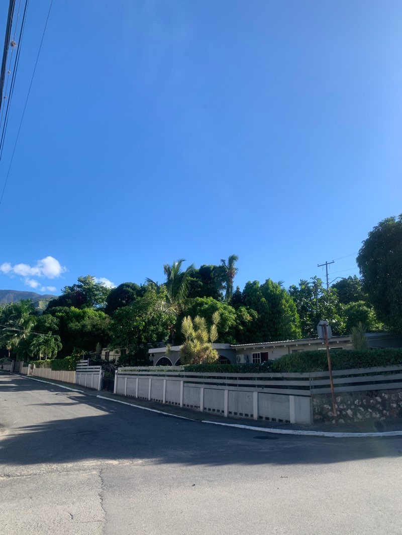 walking near me in Waterworks Road Manor Park in autumn