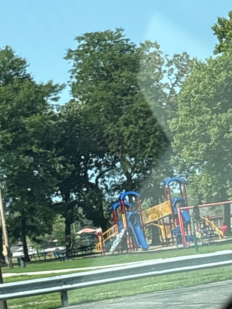 walking near me in Dolton Park in autumn