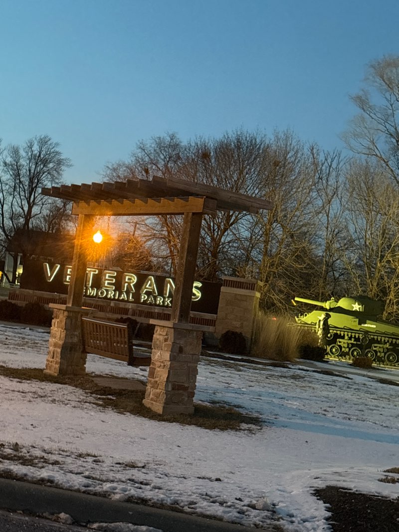 walking near me in Veterans Park in winter