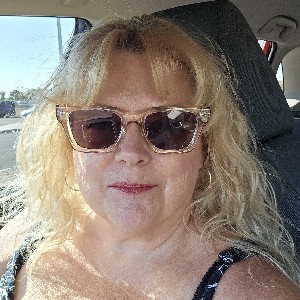 Tracy Gnomey28