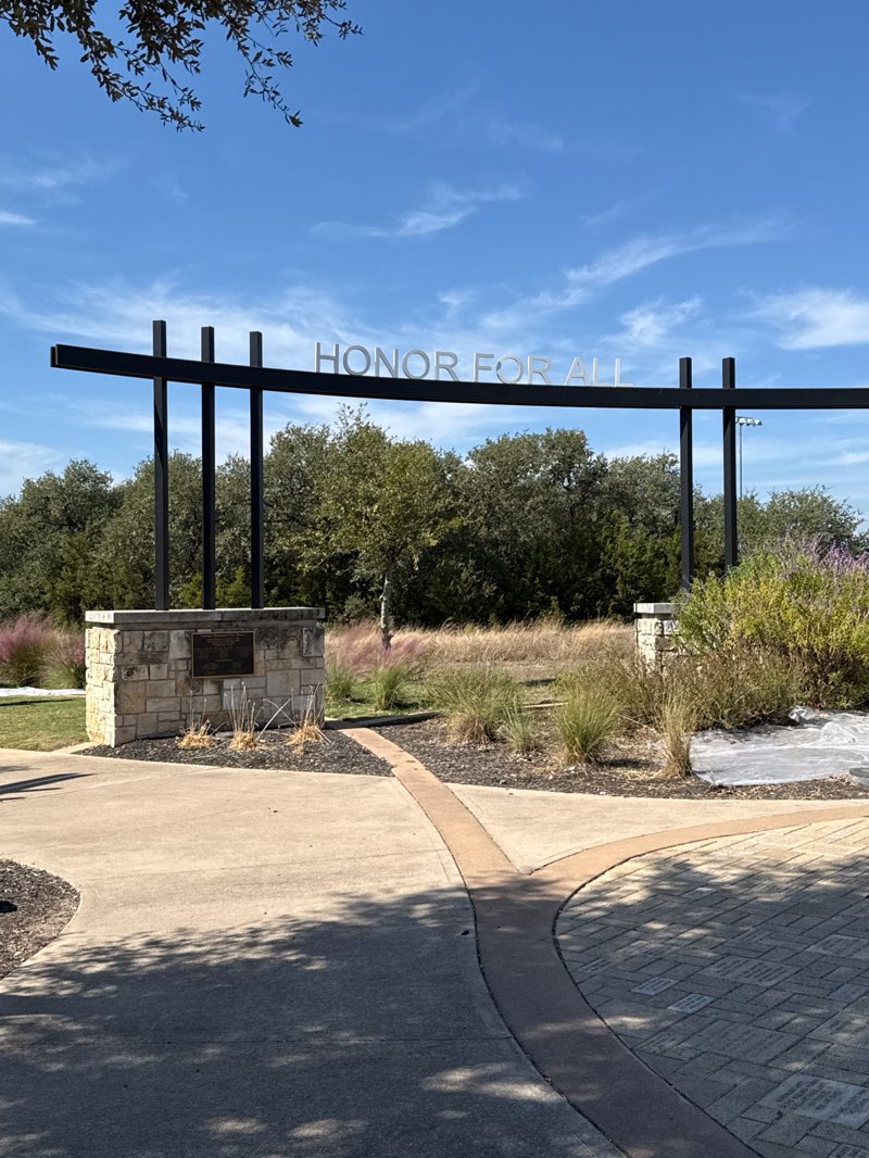 walking near me in Veteran's Memorial Park in autumn